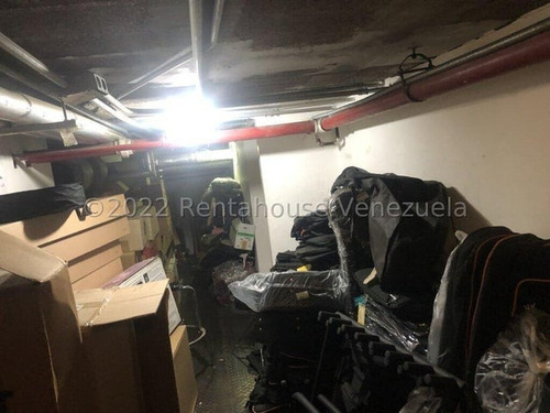 Carla Gonzalez Local Comercial En Venta En La Urbanizacion La Castellana Mls #24-15358 Centro Comercial San Ignacio