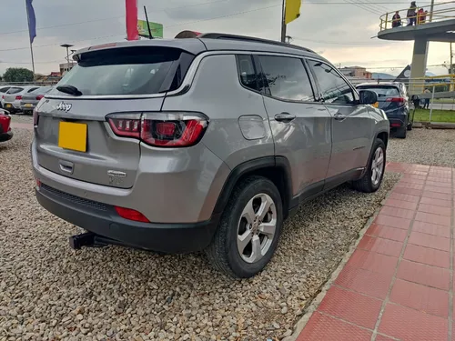 Jeep Compass LONGITUDE