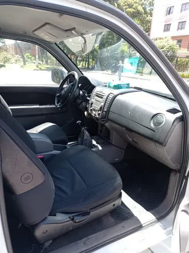 Mazda BT-50 2.6 B26d49