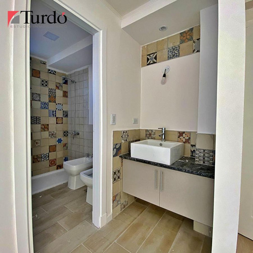 Venta Departamento 2 Ambientes A La Calle Con Vista Al Mar - Zona La Perla - Mar Del Plata