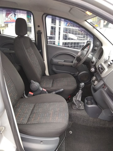 Fiat Uno 1.0 Evo Vivace 8v Flex 4p Manual