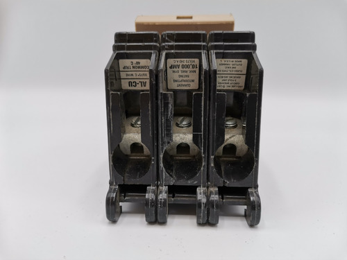 Interruptor Termomag Enchufable 3x20 Ch320 Cutlerhammer Nuev (Usado)