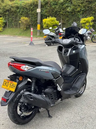 Yamaha Nmax 2025