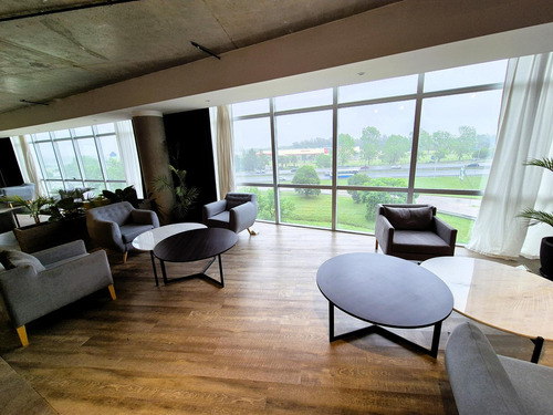 Oficina En Edificio Workclub Escobar