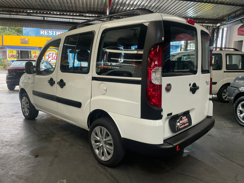 Fiat Doblo Doblò Essence 1.8 7L (Flex)