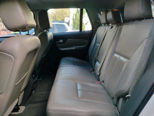Imagem 10 de 11 de Ford Edge V6