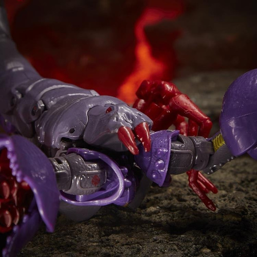 Transformers War For Cybertron Kingdom Voyager Skorpokon