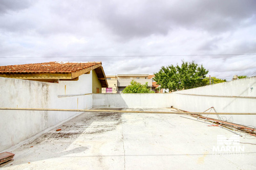 Casa En Venta En Martínez, 3 Ambientes, Ideal Para Refaccionar/ampliación. Lote 171 M2.