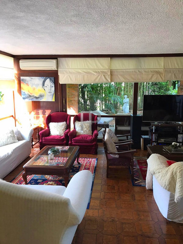 Imagen 3 de 23 de Casa En Venta Punta Del Este 5 Dormitorios, 700 M2 Terreno