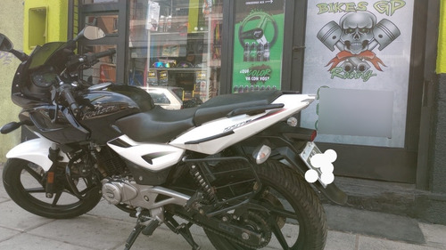 Imagen 2 de 18 de Bajaj Rowser 220 F 2015 Unica Mano Titular 25.000 Km Vtv
