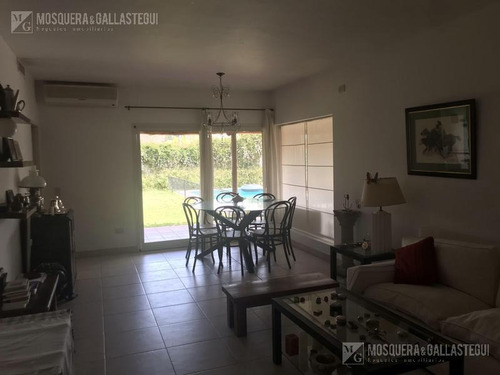 Imagen 3 de 18 de Excelente Casa En Los Sauces