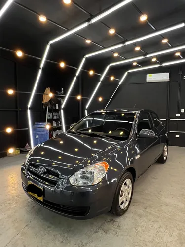 Hyundai Accent 1.4 Gls 4 p
