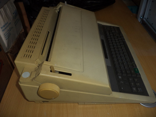 Maquina De Escribir Electrica