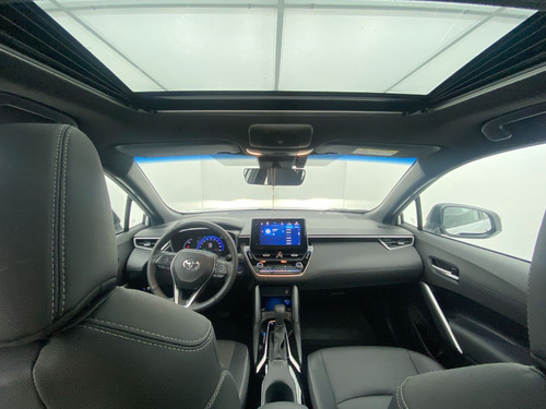 Imagen 21 de 25 de Toyota Corolla Cross Se-g Hybrida 1.8 4x2