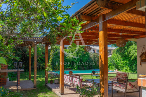 Casa En Venta Loteo San Guillermo, Talca.