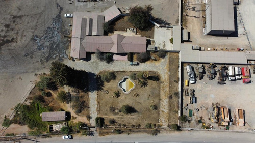 Propiedad Industrial-comercial Con Excelente Conectividad
