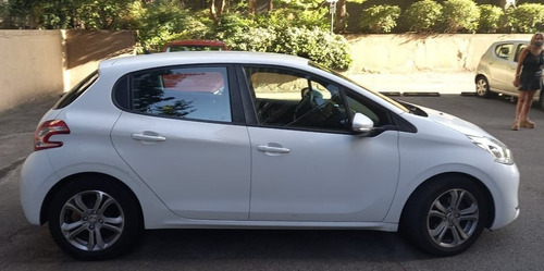 Imagen 8 de 15 de Peugeot 208 1.4 Diesel Active 1.4 Hdi