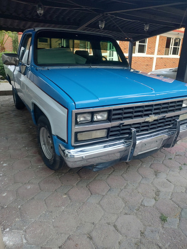 Chevrolet Cheyenne Para Restaurar. Motor 350 V8 Con Headers