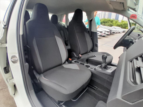 Volkswagen Polo 1.0 MPI TRACK MANUAL