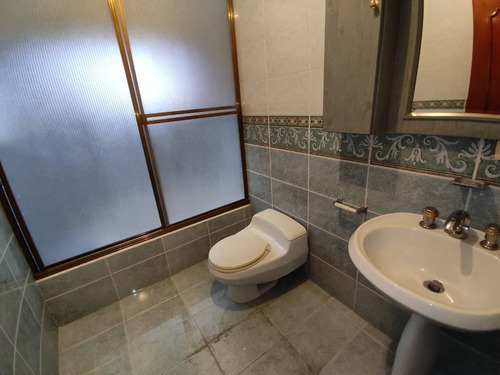 Imagen 18 de 26 de Apartamento En Venta En La Urb Soledad, Maracay 04121994409