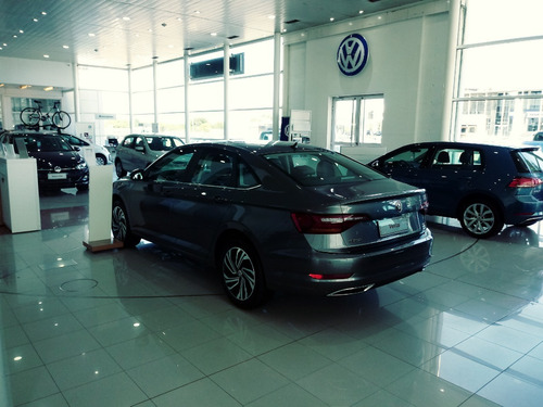 Volkswagen Vento 1.4 Highline 150cv At 2021 Cm.