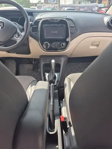 Renault Captur 2.0 Intens Automática