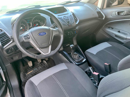 Imagen 7 de 11 de Ford Ecosport 2014 1.6 S 110cv 4x2