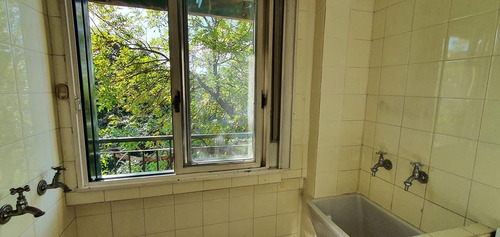 Departamento 3 Amb Frente Balcon