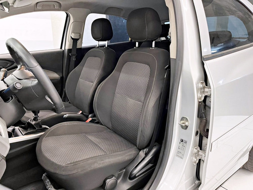 Chevrolet Onix 1.0 MPFI LT 8V FLEX 4P MANUAL