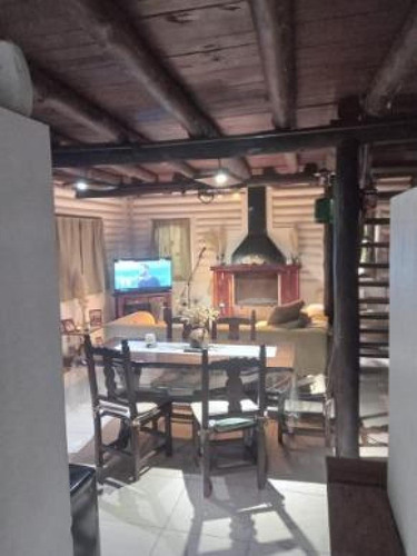 Casa En Venta - 2 Dormitorios 2 Baños - Cochera - 275mts2 - Villa Gesell