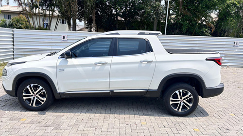 Fiat Toro 2.0 Volcano 4x4 Aut. 4p