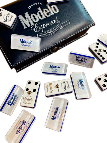 Domino Modelo Especial Estuche Azul + Portavaso Calavera # 6