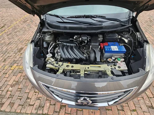 Nissan Versa 1.6 Advance
