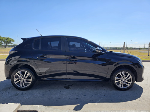 Peugeot 208 1.6 Feline Tiptronic