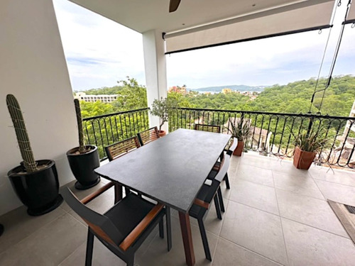 Departameto Con Area De Lavado, Alberca, Cerca De Playa Arrocito, En Venta Huatulco