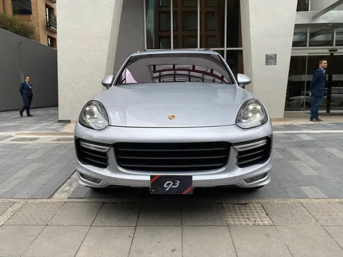 Porsche Cayenne Gts