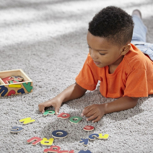 Melissa & Doug Imanes Madera De Letras