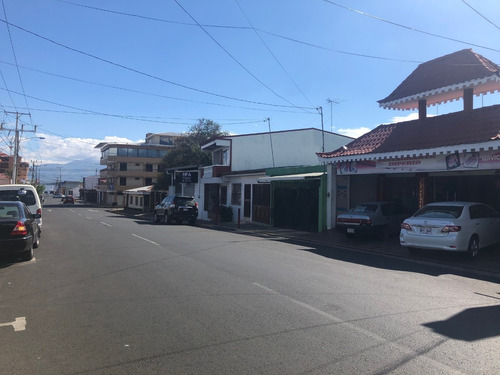 Imagen 8 de 10 de Restaurant-almacén-y-bodega-800-m2-$570.500. Tel 8338-9910