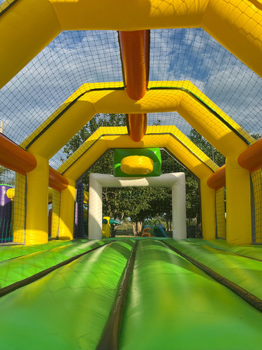 Inflable Infantil Cancha De Fútbol Y Básquet. Solo Retiro Amarillo (Usado)