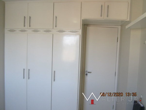 Apartamento Padrão Com 3 Quartos No Edifício Pamplona - Edificiopamplona-v