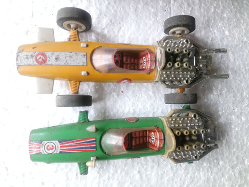 Lote De 2 Autitos F1 Saxo (1969)20x9cm.