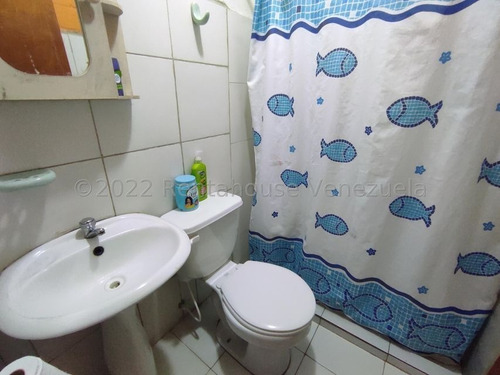 Imagen 6 de 16 de Casa En Venta En Los Tulipanes Palo Negro Aragua 22-25177 Irrr
