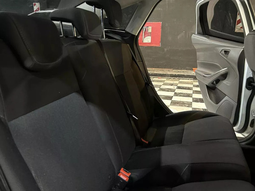 Ford Focus III 1.6 Sedan S