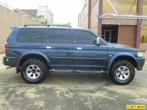 Mitsubishi Montero 4x4 - Automática