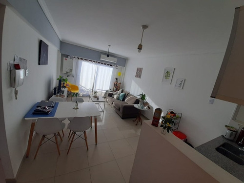 Imagen 3 de 14 de Departamento En Venta En Avellaneda Oeste