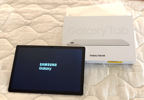 Tablet Samsung Galaxy Tab A8 10.5'' 64gb + 4gb Ram Wifi Plateado (Usado)