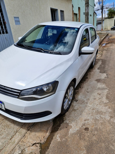 Volkswagen Voyage 1.0 Trendline Total Flex 4p