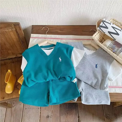 Conjunto De Camiseta Y Pantalones Cortos De Verano Para Niño
