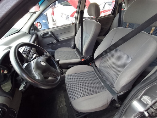 Imagem 14 de 15 de Chevrolet Classic Ls 1.0 Flex 2011