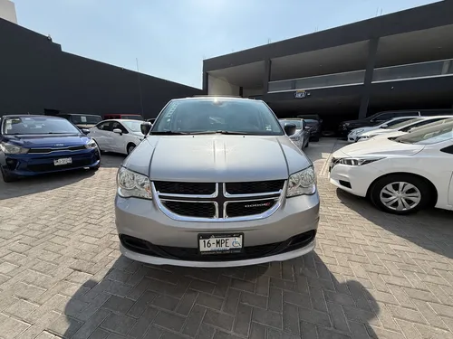 Dodge Grand Caravan 3.7 Sxt At